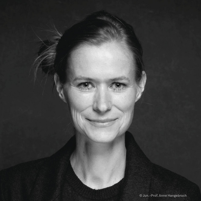 Portraitfoto von Frau Jun.-Prof. Anne Hangebruch