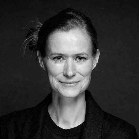 Portraitfoto von Juniorprofessorin Frau Anne Hangebruch
